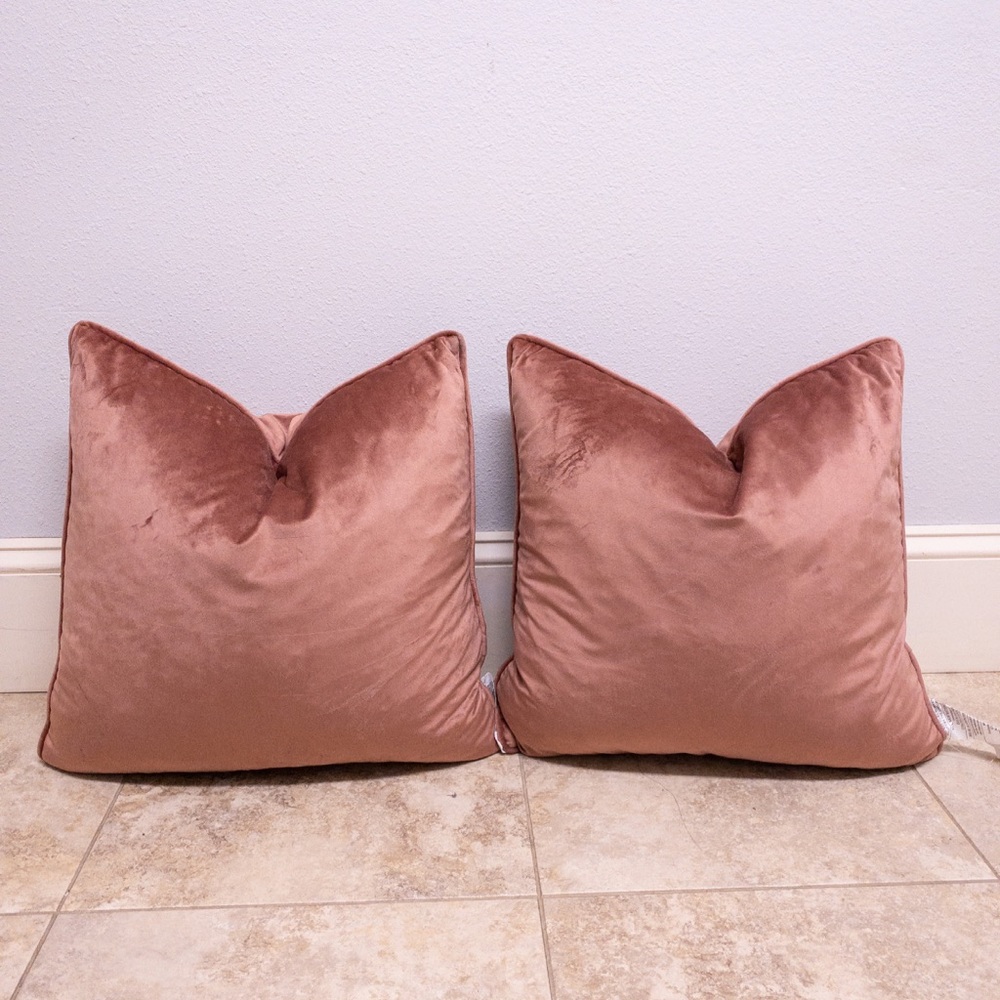 ROSE COLORED SEUDE THROW PILLOWS